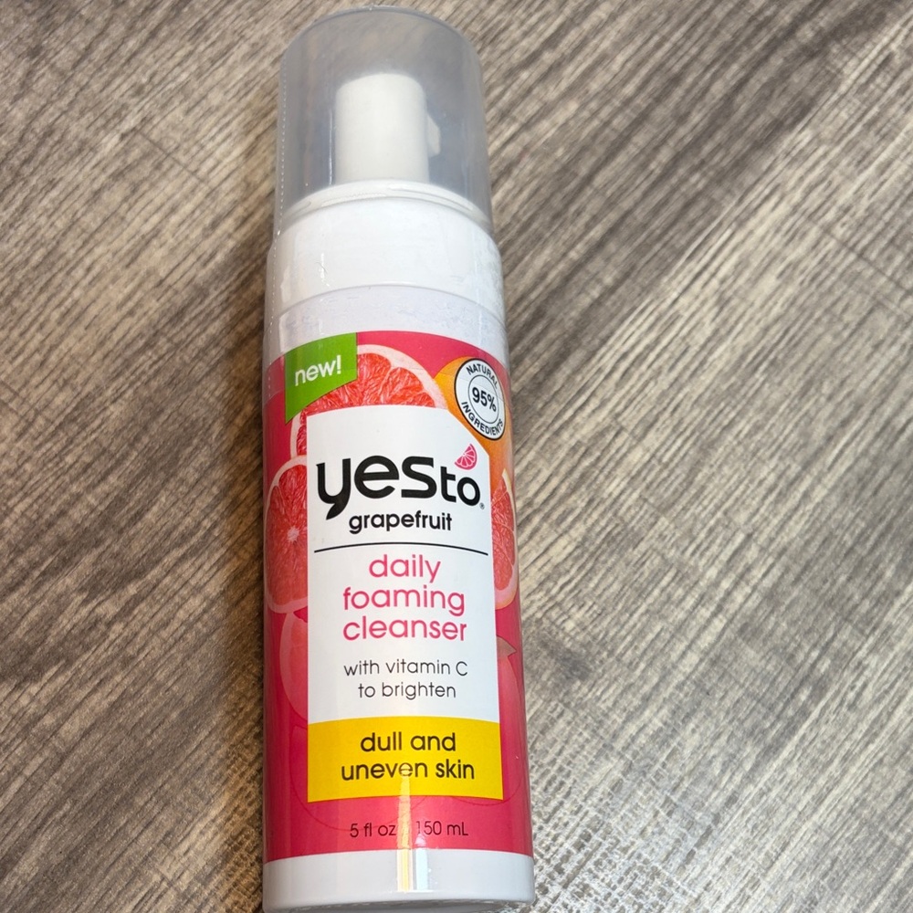 ☄️5 for $20☄️Yes To Grapefruit Daily Face Foaming Cleanser